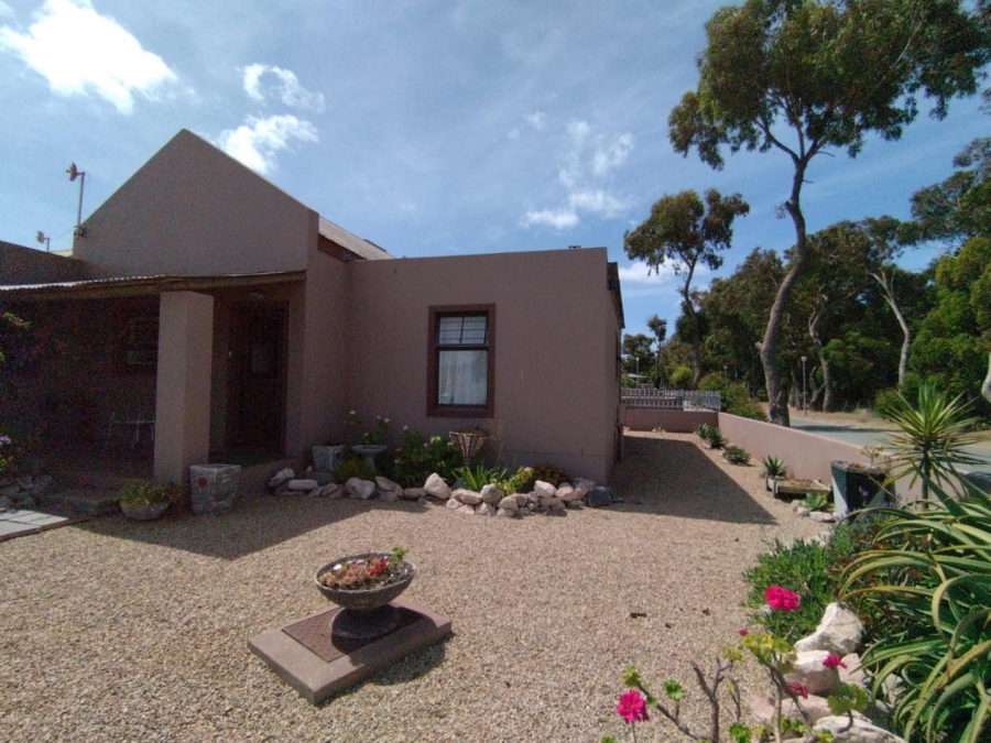 2 Bedroom Property for Sale in Bluewater Bay Western Cape